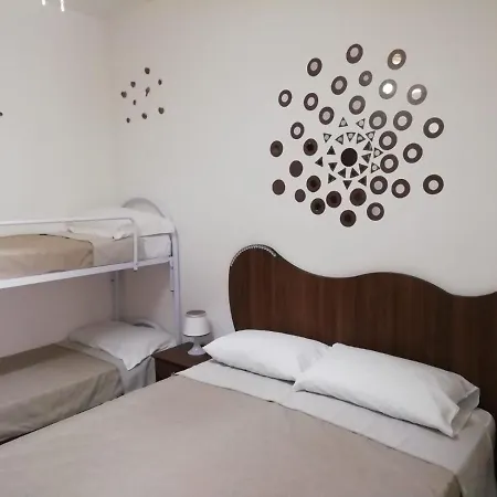 Bed & Breakfast La Degli Artisti Acciaroli
